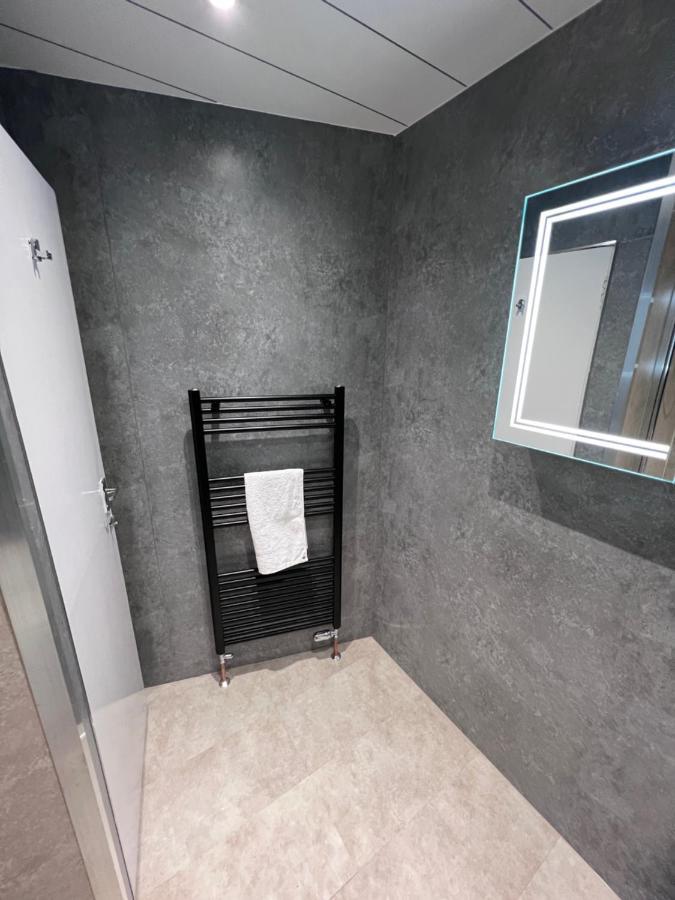 Crags View Apartment On The Royal Mile Edimburgo Exterior foto